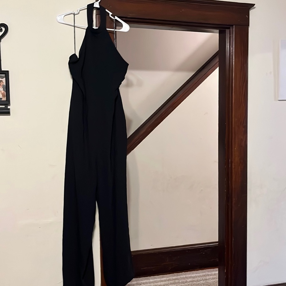 NWT! Forever 21 Black Jumpsuit. Backless with neck closure: Size 1X